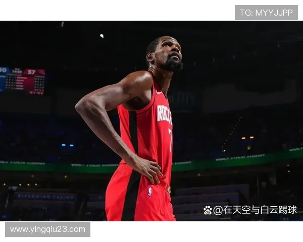 足球巨星如何看待篮球运动及其明星球员的表现与影响力分析