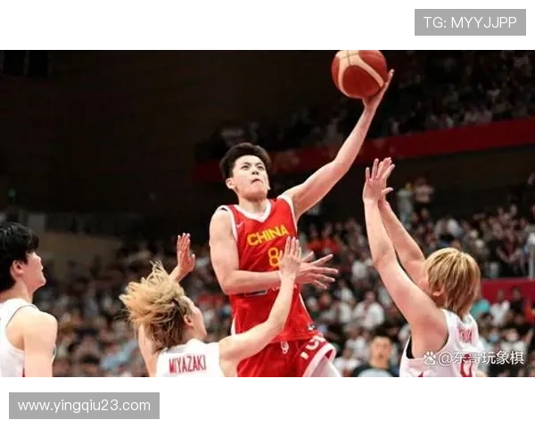 重庆篮球队灵活性变革引发热议探索新战术与团队协作的未来发展